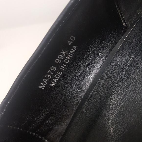 Stunning Block-Heel Leather Pumps - Picture 8 of 8